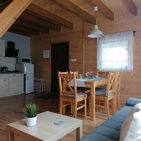 Zasmir 2 Wicie Villa วีแช ภายนอก รูปภาพ